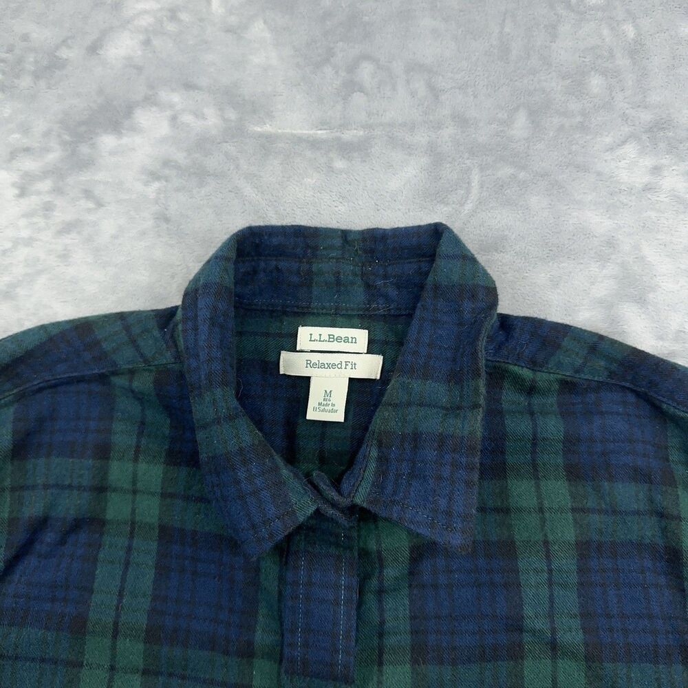LL Bean Top Women’s Sz M Black Watch Plaid Green Blue Long Sleeve Flannel Shirt - Picture 3 of 7